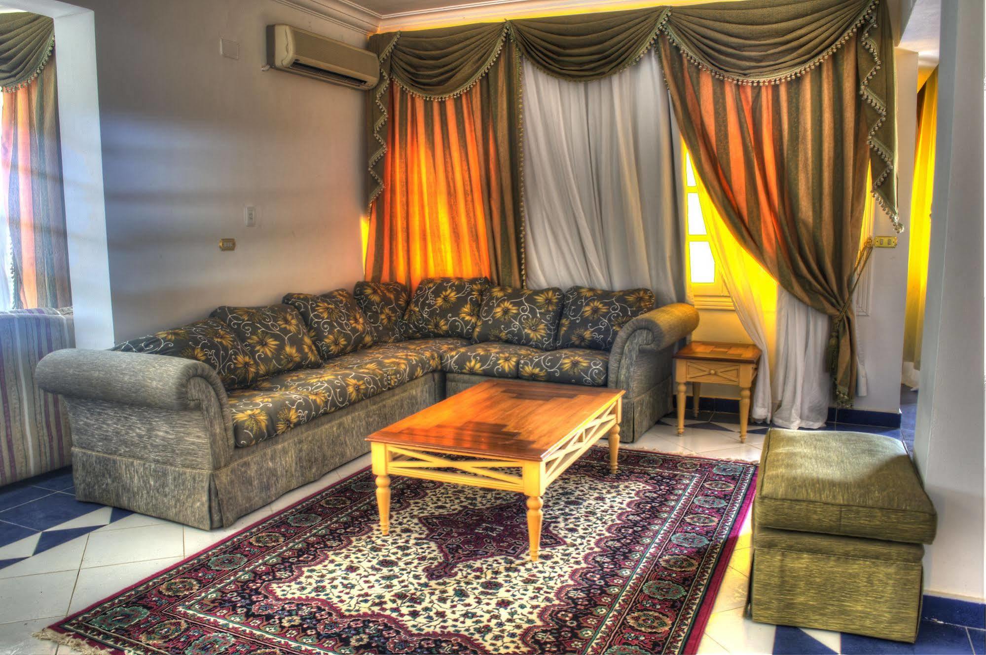 Tolip Inn Resort Fāʼid Kültér fotó