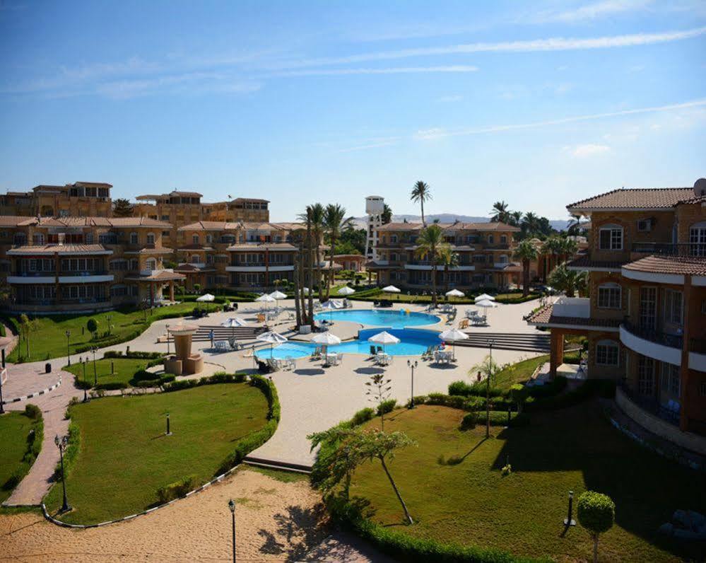 Tolip Inn Resort Fāʼid Kültér fotó